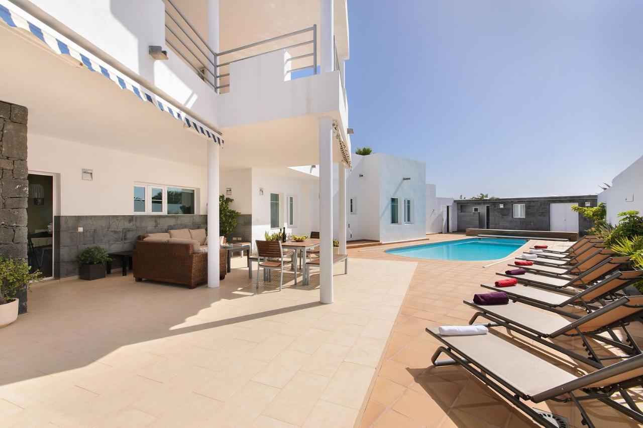 Las Perseidas Costa Teguise Exterior photo